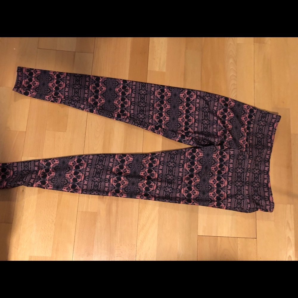 Onzie skull leggings